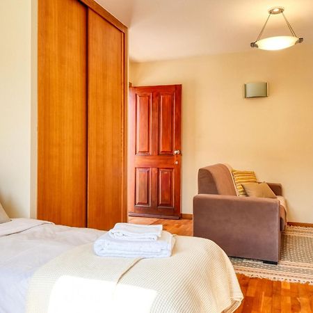 מצ'יקו Largo Dos Milagres, A Home In Madeira מראה חיצוני תמונה
